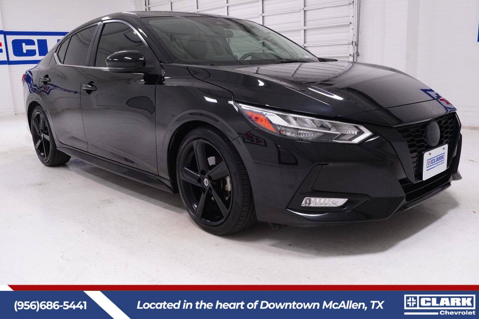 Used 2022 Nissan Sentra SR w/ Midnight Edition FWD image 4