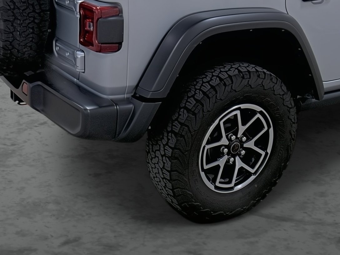 Used 2024 Jeep Wrangler Rubicon image 12