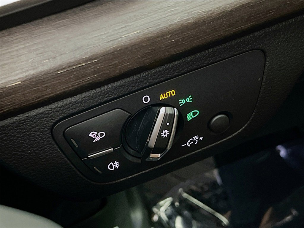 Used 2024 Audi Q5 2.0T Premium Plus image 10