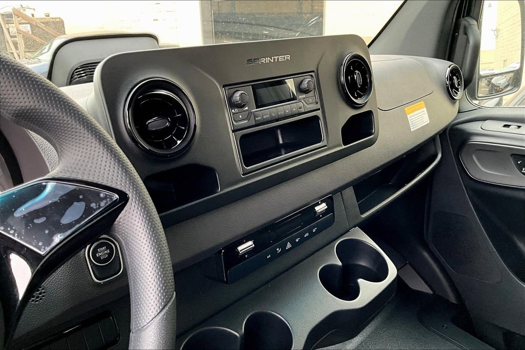 New 2025 Mercedes-Benz Sprinter 3500 image 7