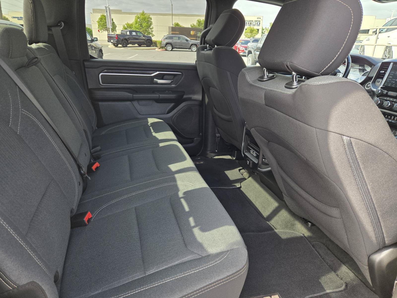 Used 2022 RAM 1500 Big Horn AWD/4WD image 29