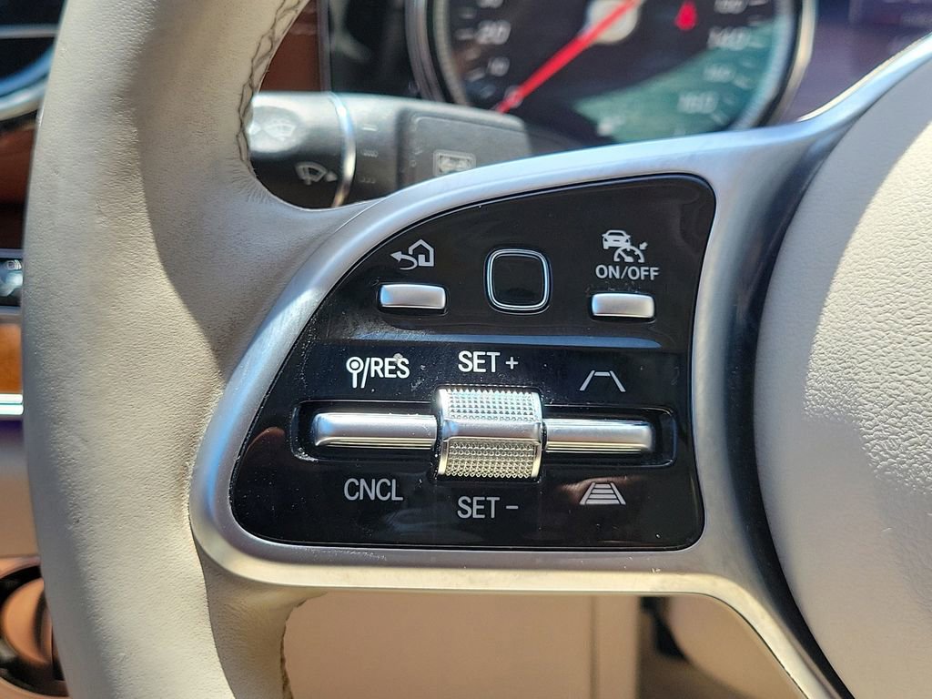 Used 2019 Mercedes-Benz E 300 4MATIC image 28
