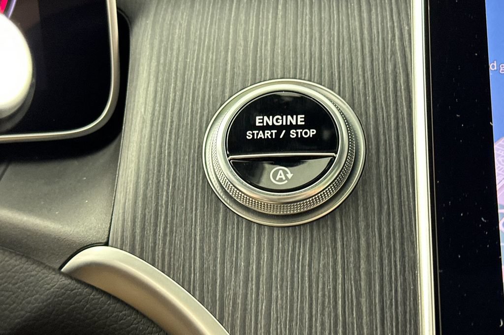 Certified 2024 Mercedes-Benz GLC 300 4MATIC image 28
