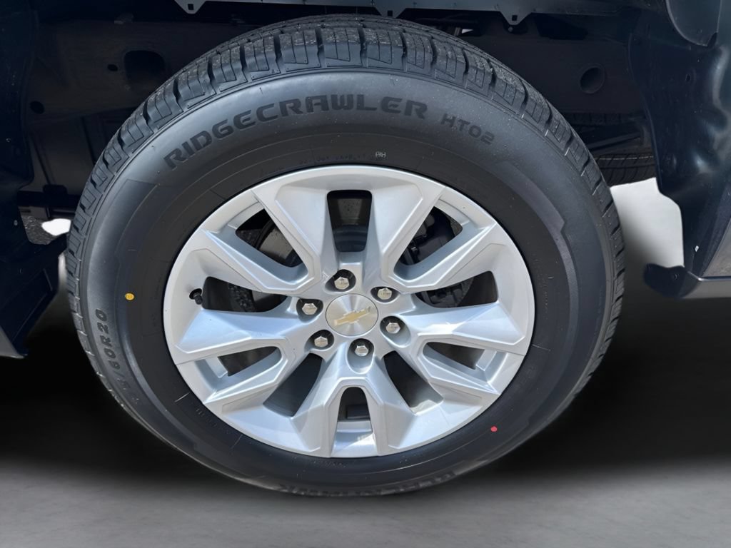 Used 2020 Chevrolet Silverado 1500 Custom w/ Custom Value Package AWD/4WD image 30