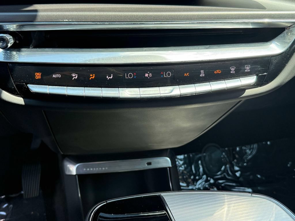 Used 2024 Cadillac Lyriq Tech w/ Driver Assist Package AWD/4WD image 25