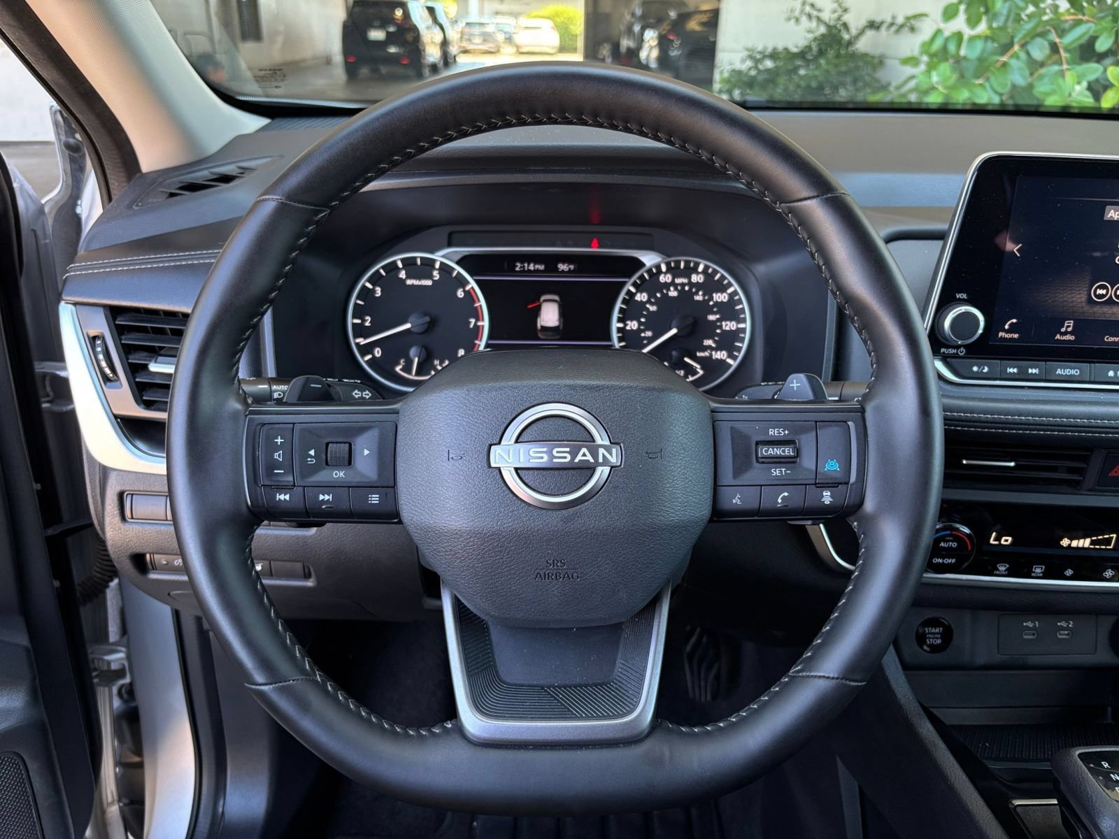 Used 2025 Nissan Rogue SV FWD image 30