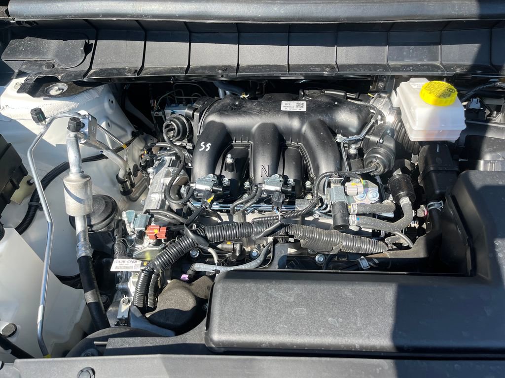 Used 2025 Nissan Pathfinder Platinum FWD image 21
