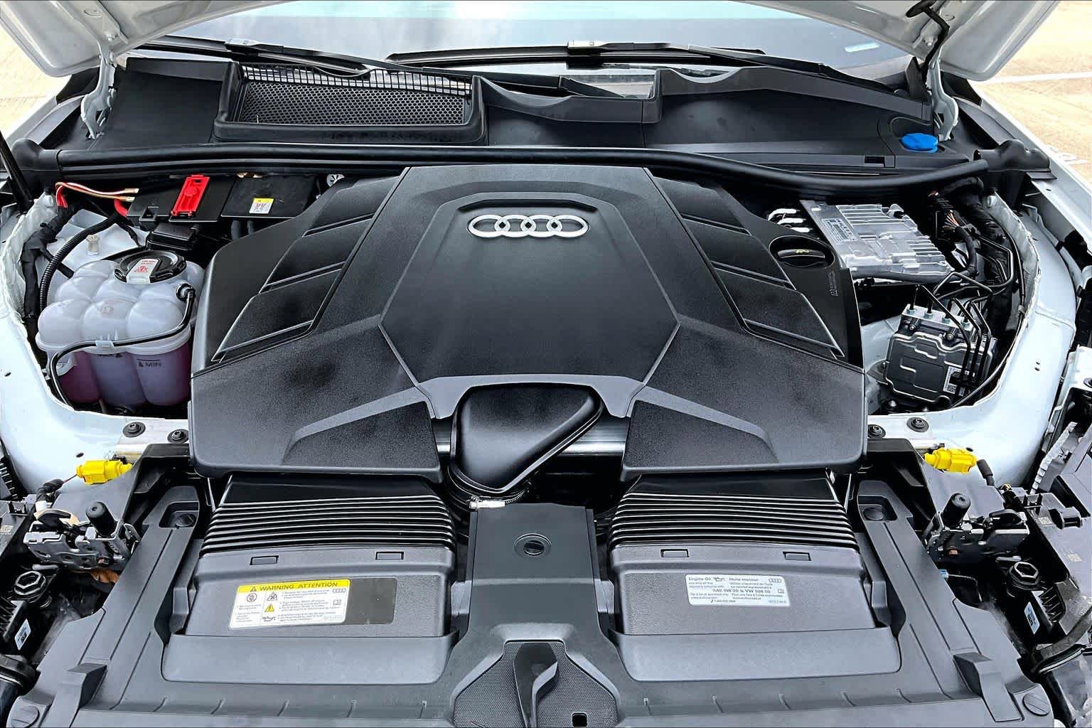 Used 2025 Audi Q7 3.0T Premium Plus AWD/4WD image 31