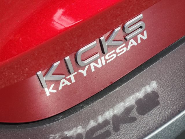 Used 2025 Nissan Kicks SV FWD image 11