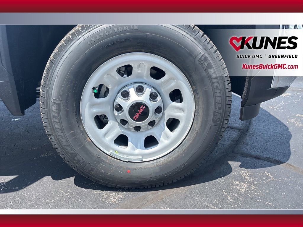 New 2025 GMC Sierra 3500 Pro image 11