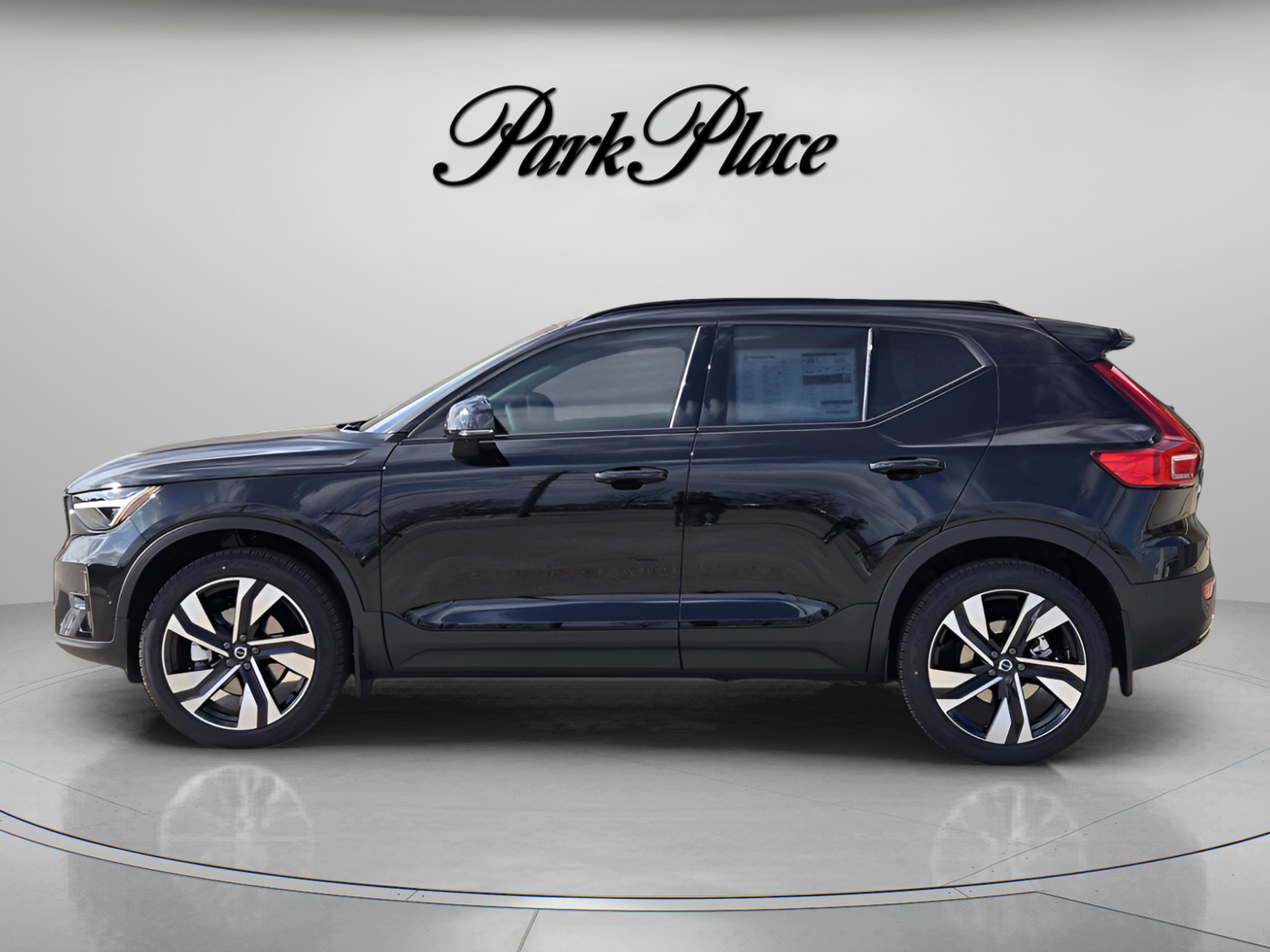 New 2026 Volvo XC40 B5 Ultra w/ Protection Package Premier AWD/4WD image 2
