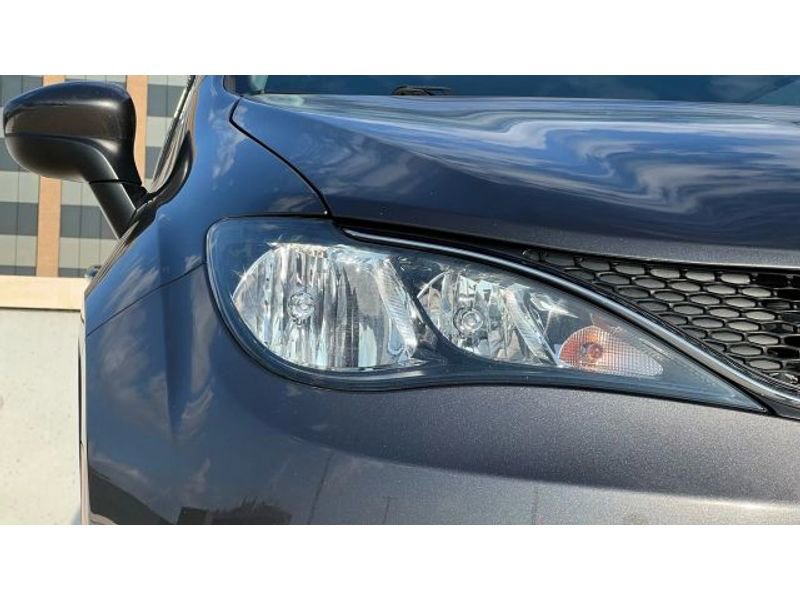 Used 2020 Chrysler Voyager Lxi image 51