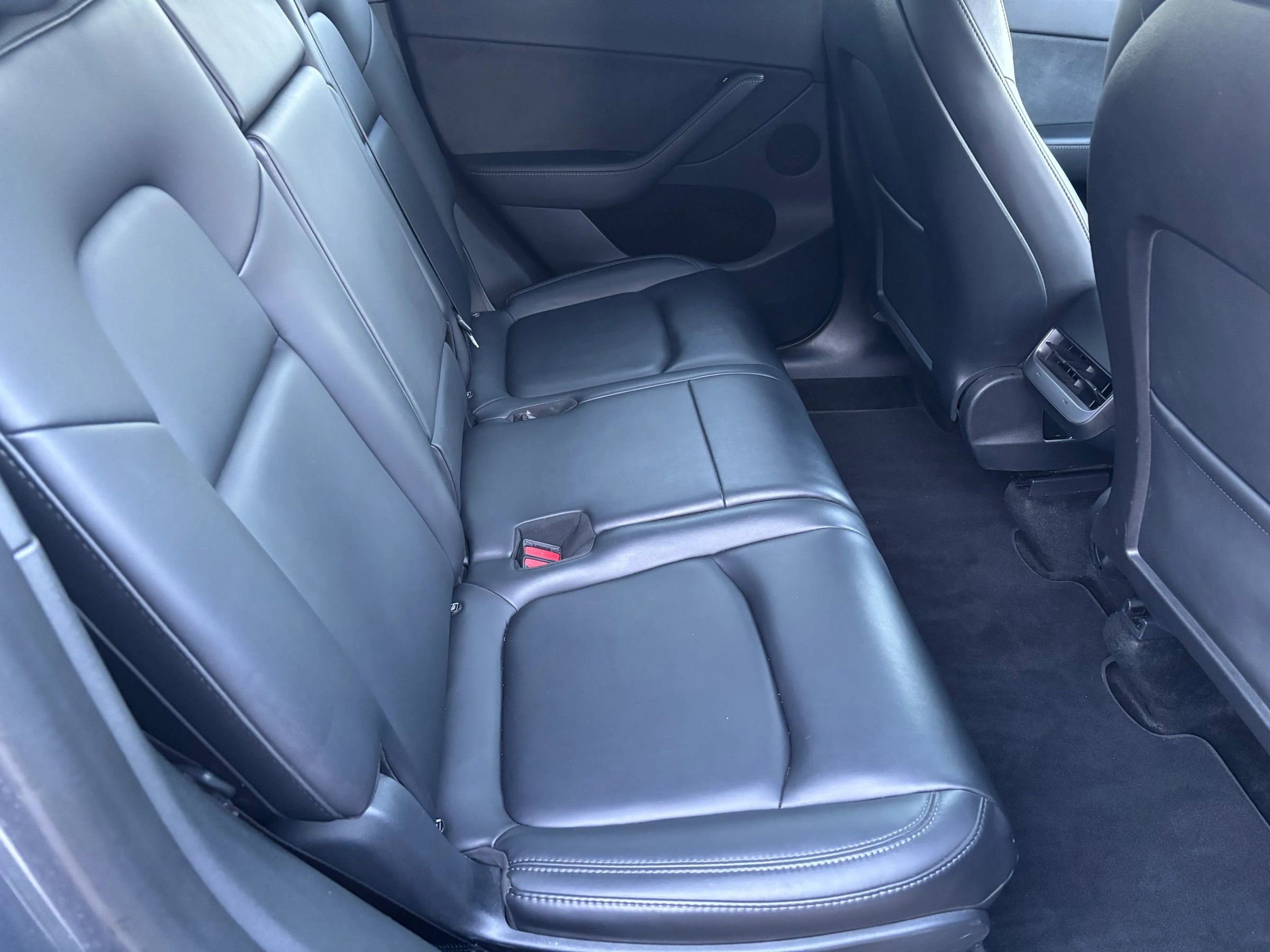 Used 2023 Tesla Model Y Long Range AWD/4WD image 12