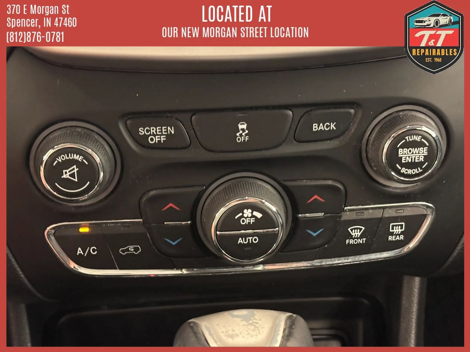 Used 2014 Jeep Cherokee Trailhawk w/ Comfort/Convenience Group AWD/4WD image 42