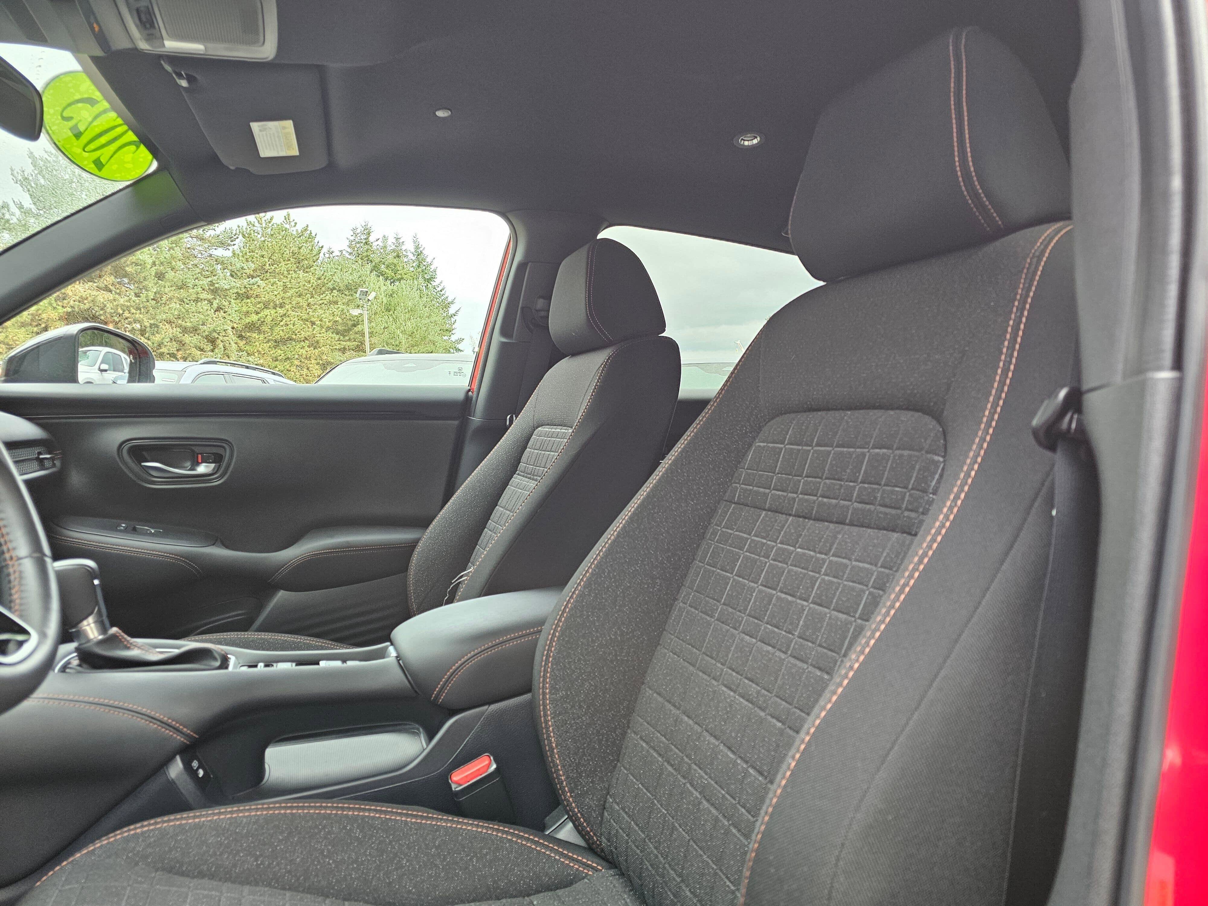 Certified 2025 Honda HR-V Sport image 24