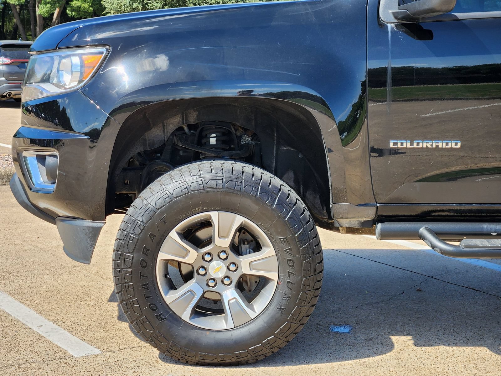 Used 2017 Chevrolet Colorado Z71 AWD/4WD image 8