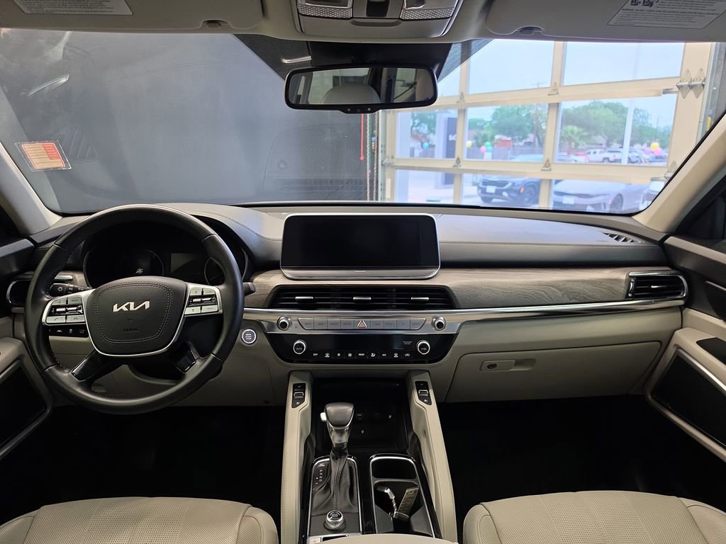 Used 2022 Kia Telluride EX w/ EX Premium Package FWD image 18