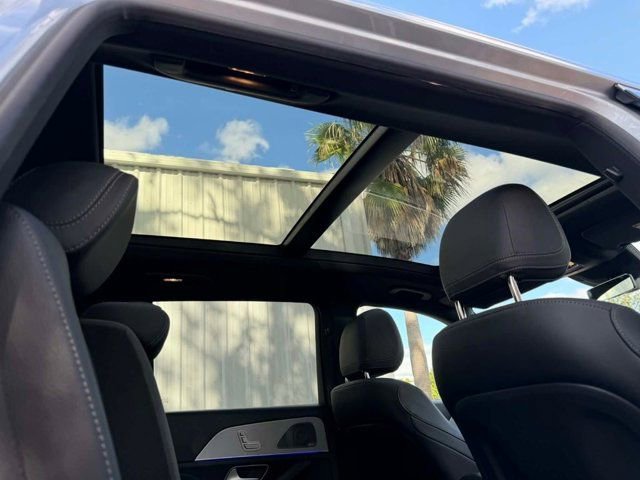 Used 2024 Mercedes-Benz GLS 450 4MATIC image 34