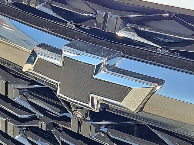 New 2027 Chevrolet Traverse Z71 w/ Enhanced Driving Package AWD/4WD image 32