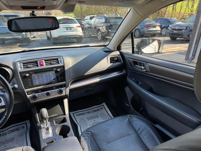 Used 2016 Subaru Legacy 3.6R Limited image 27