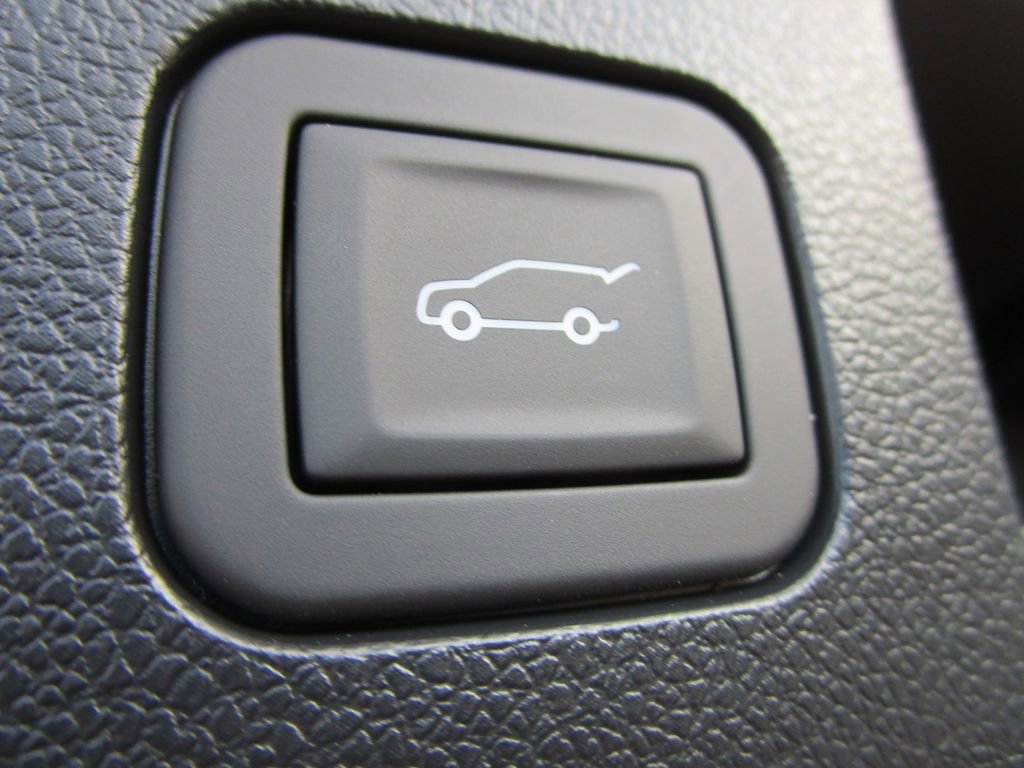 New 2026 Chevrolet Equinox LT w/ Convenience Package II image 12