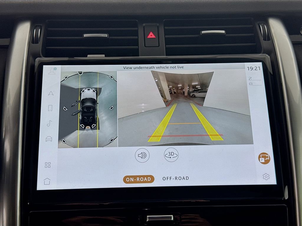 New 2025 Land Rover Discovery S image 14