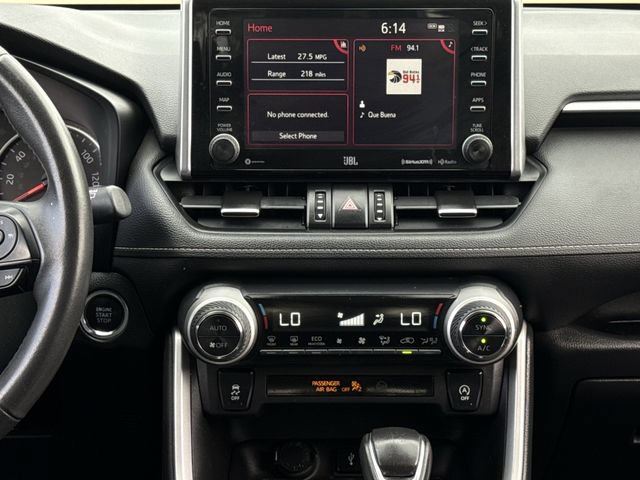 Used 2020 Toyota RAV4 XLE Premium FWD image 18
