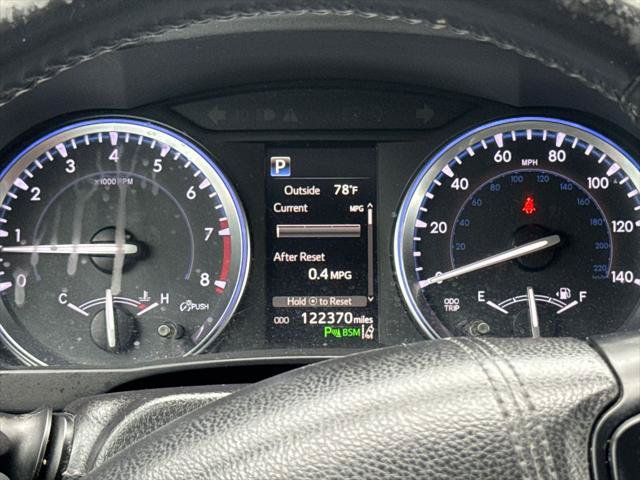Certified 2017 Toyota Highlander Limited Platinum FWD image 20