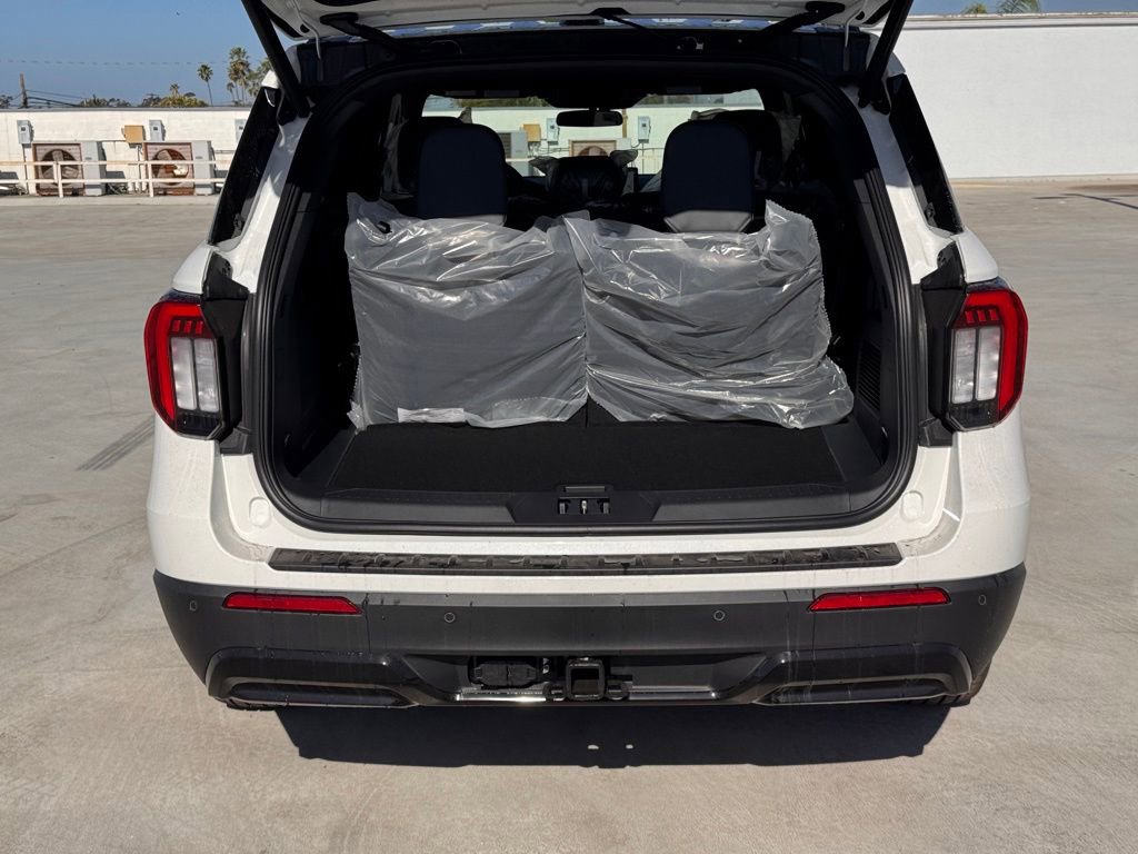 New 2026 Ford Explorer ST-Line image 13