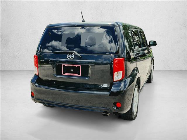 Used 2015 Scion xB FWD image 5