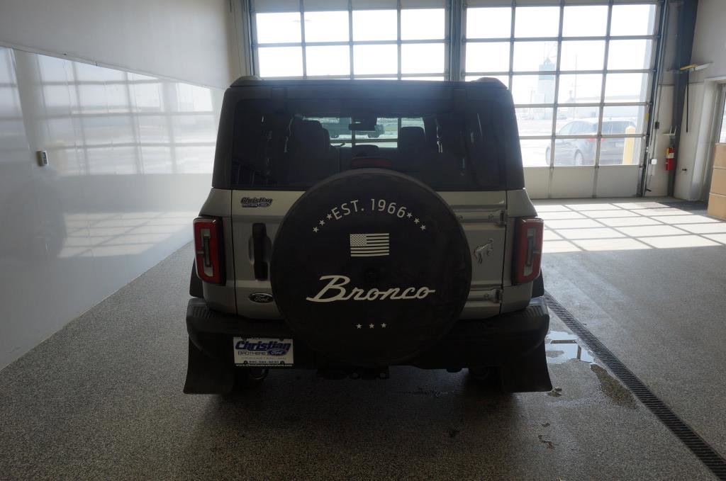 Used 2023 Ford Bronco Badlands image 6