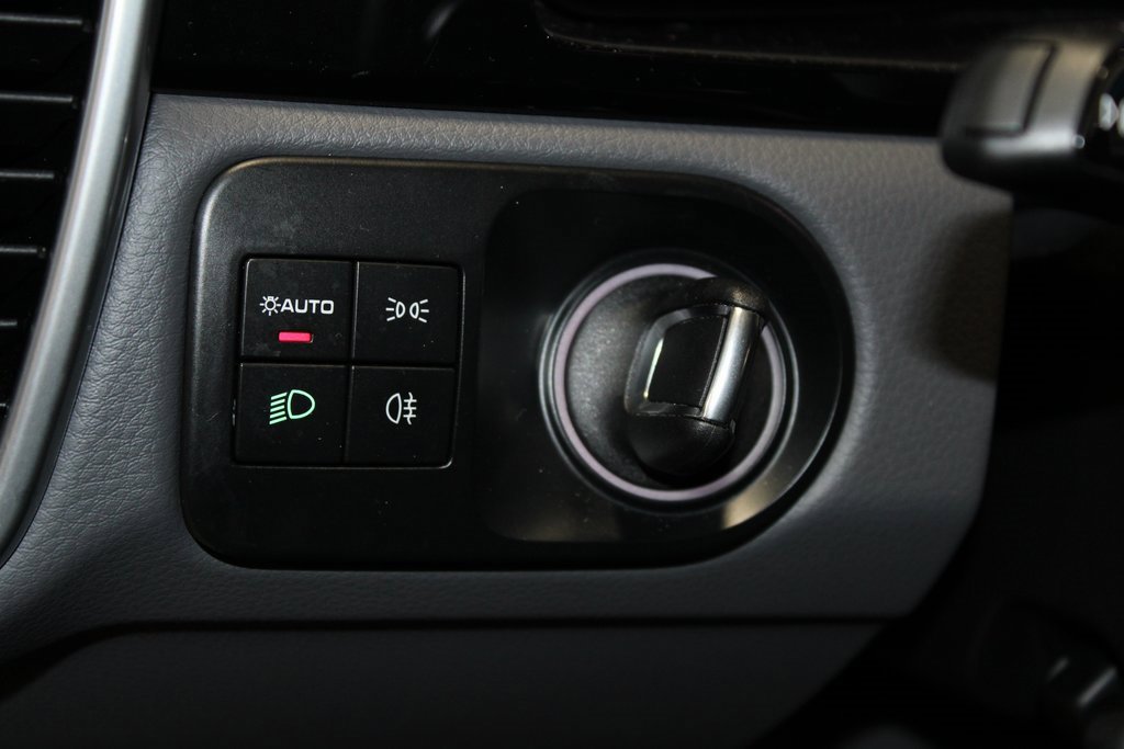 Used 2023 Porsche Cayenne S image 11