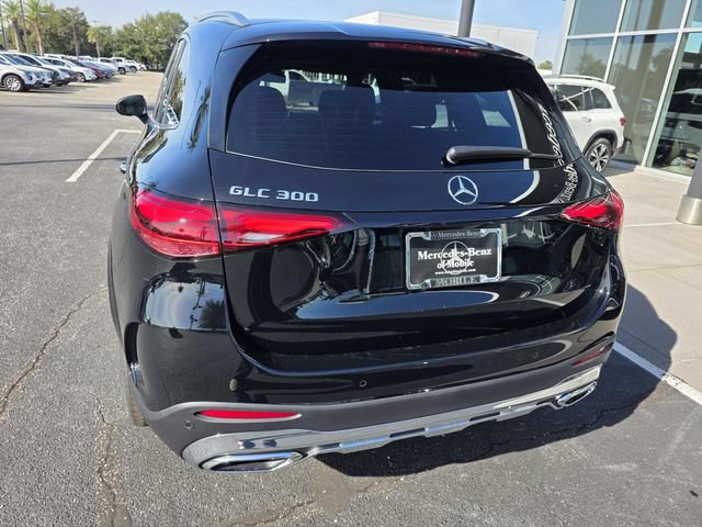 New 2026 Mercedes-Benz GLC 300 image 3