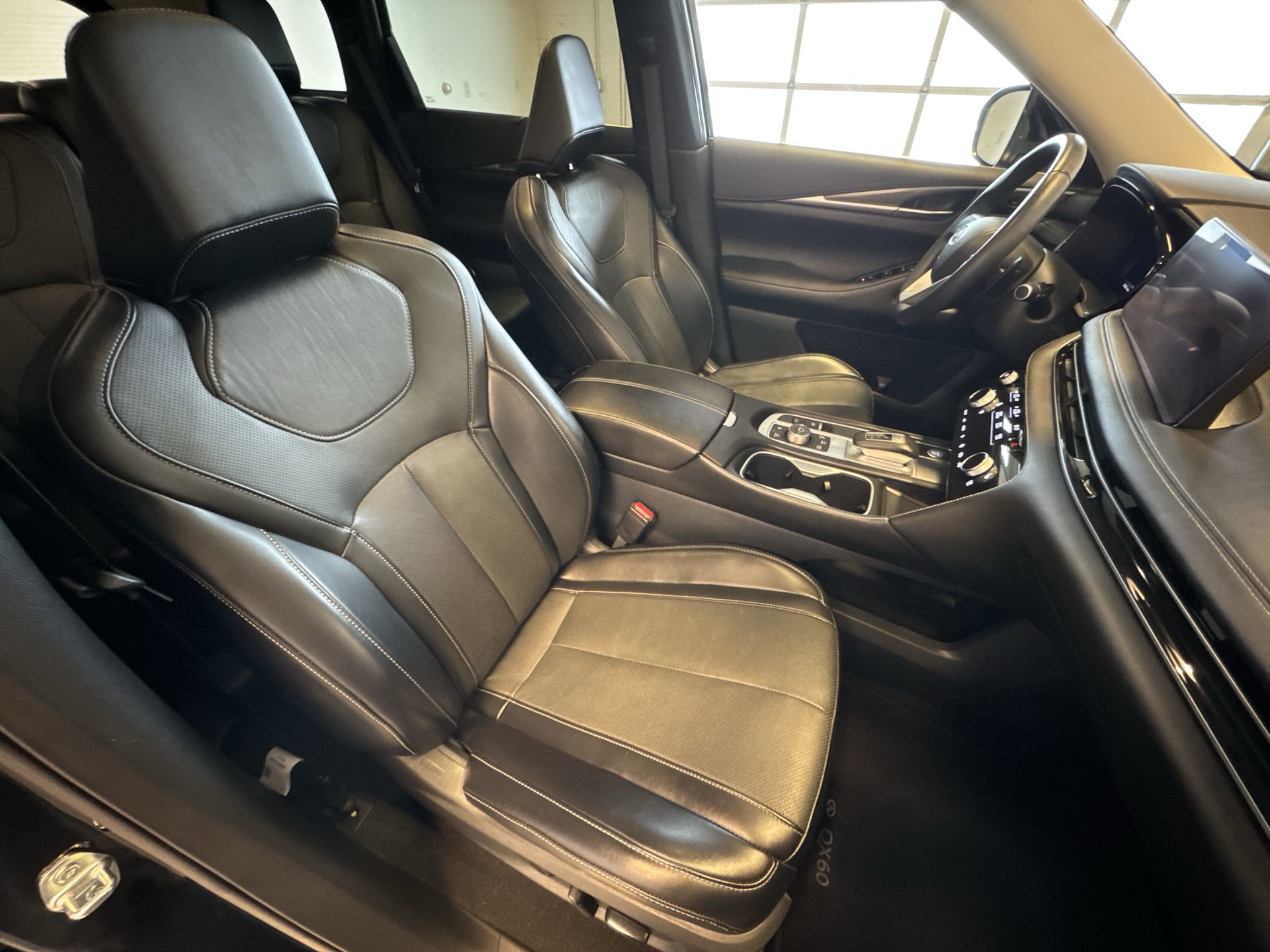 Certified 2023 INFINITI QX60 Luxe w/ Cargo Package AWD/4WD image 26