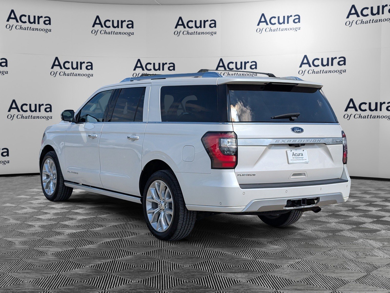 Used 2019 Ford Expedition Max Platinum AWD/4WD image 5