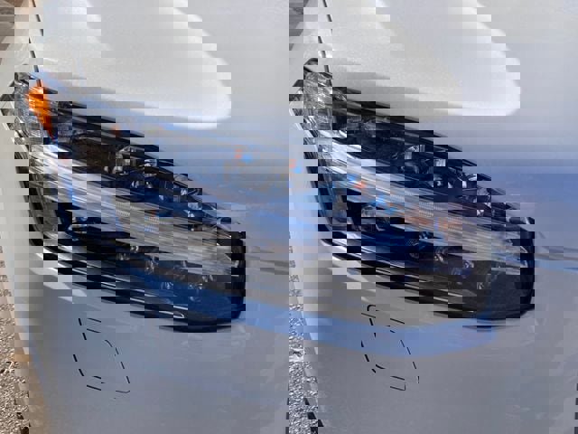 New 2025 Volvo XC90 T8 Core w/ Climate Package image 9