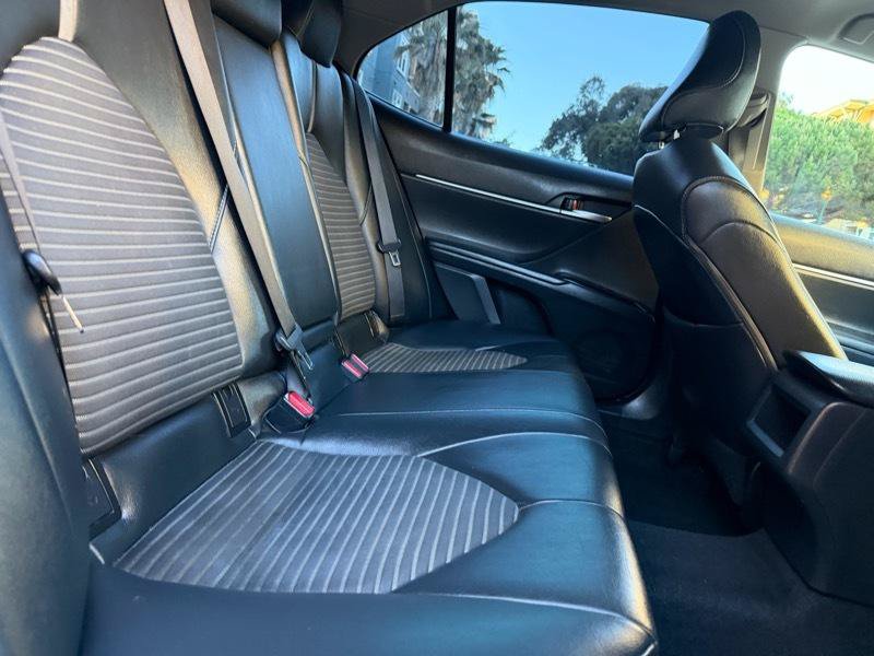 Used 2018 Toyota Camry SE FWD image 68