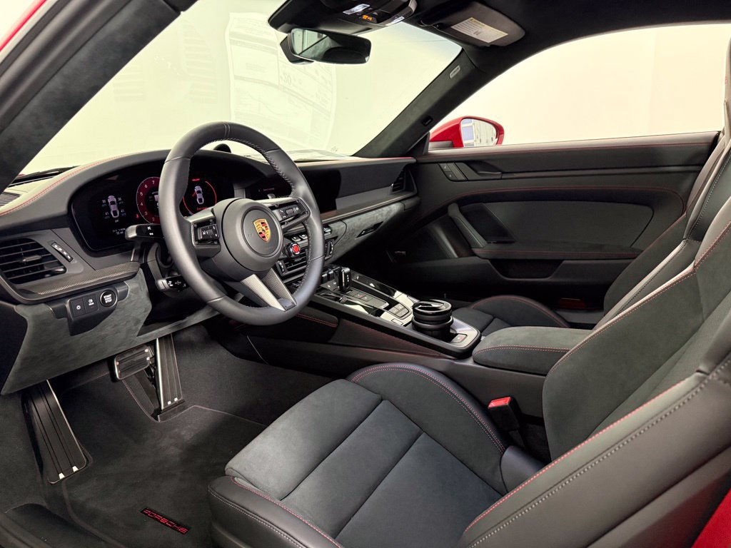 New 2026 Porsche 911 GTS image 4