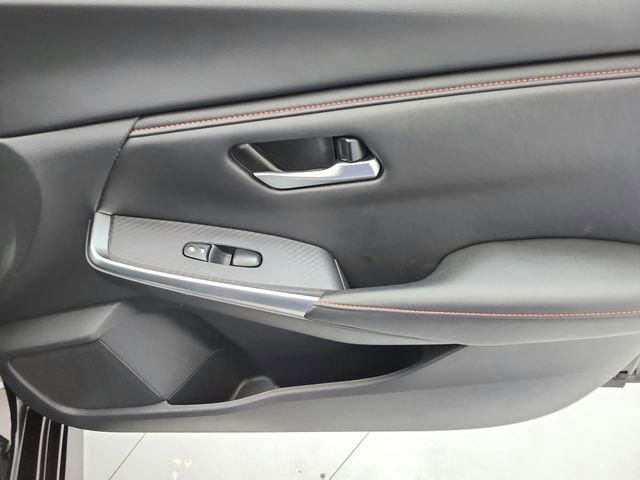 Used 2025 Nissan Sentra SR w/ Midnight Edition image 39