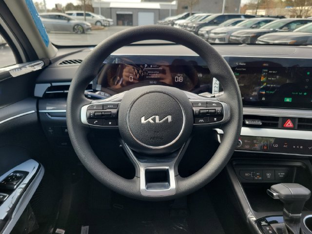 New 2026 Kia K5 LXS FWD image 9