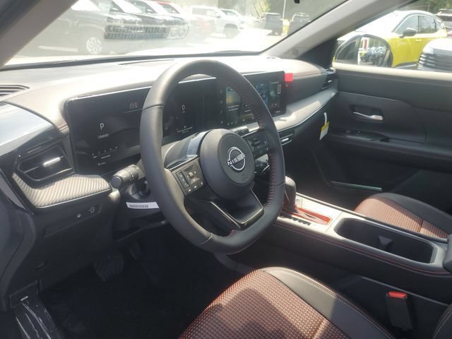New 2026 Nissan Kicks SR FWD image 12
