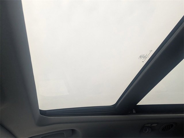 Used 2024 Ford Explorer XLT w/ Equipment Group 202A image 24