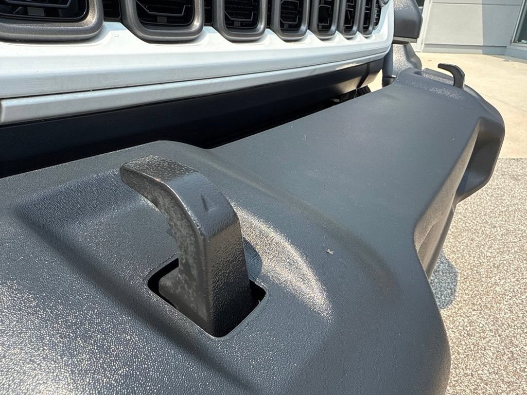 Used 2024 Jeep Wrangler Unlimited Sport AWD/4WD image 18