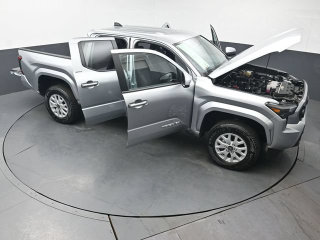 Certified 2026 Toyota Tacoma SR5 AWD/4WD image 54