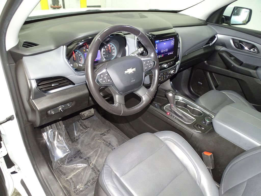Used 2020 Chevrolet Traverse Premier image 30