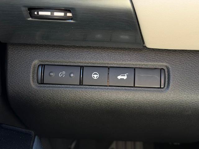 New 2026 Nissan Pathfinder SL FWD image 24