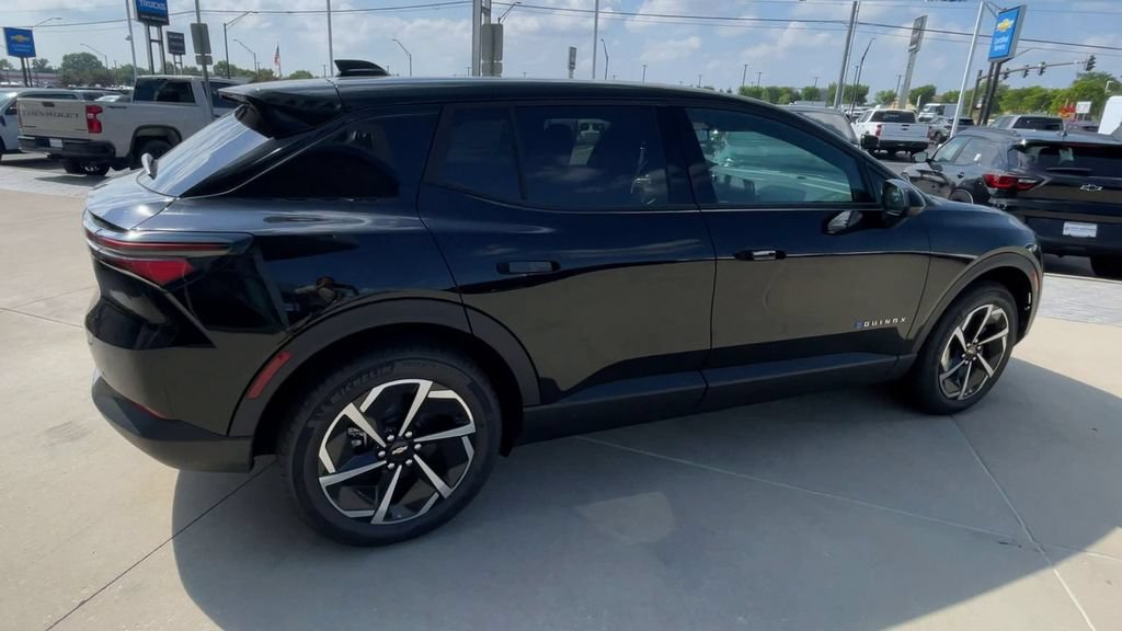 New 2026 Chevrolet Equinox EV LT w/ LPO, All-Weather Mat Package FWD image 2