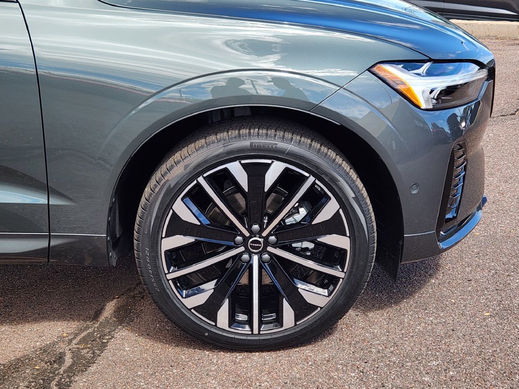 New 2026 Volvo XC60 B5 Ultra w/ Climate Package AWD/4WD image 29