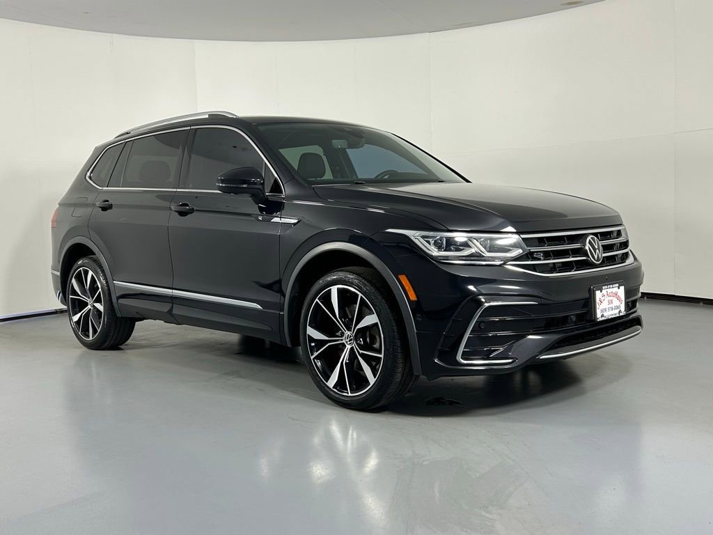 Used 2022 Volkswagen Tiguan SEL R-Line