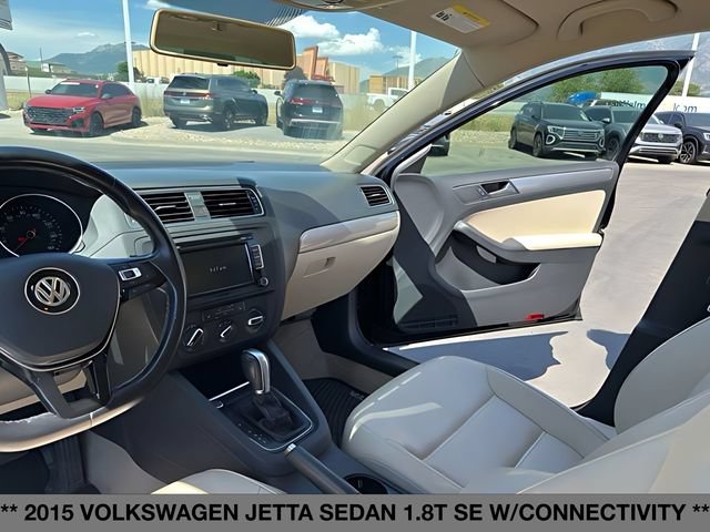 Used 2015 Volkswagen Jetta SE FWD image 15